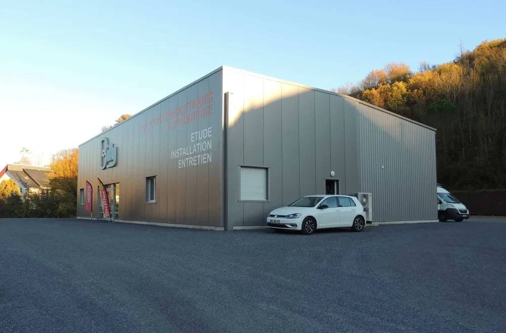 maçonnerie générale à Saint-Victor et Melvieu