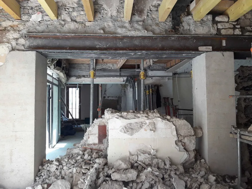 maçonnerie industrielle à Saint-Victor et Melvieu